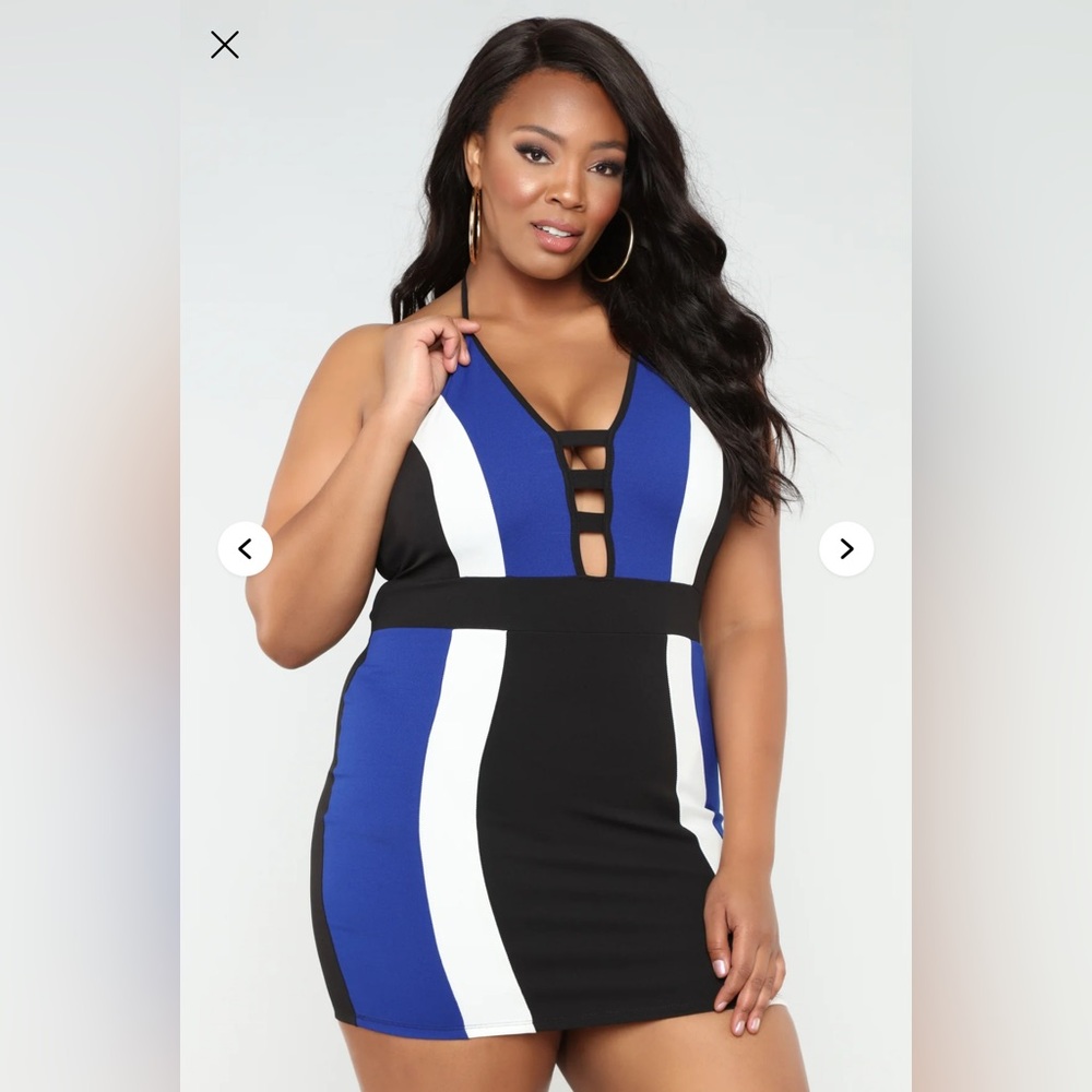 🆕 Fashion Nova- “Blossom In The Dark” Halter Dress